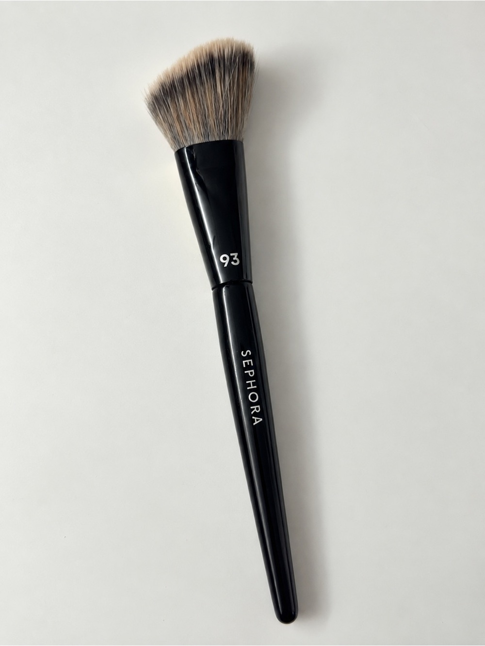 Sephora Angled Powder/Blush Brush #93 - Black Handle with Natural-Toned Bristles